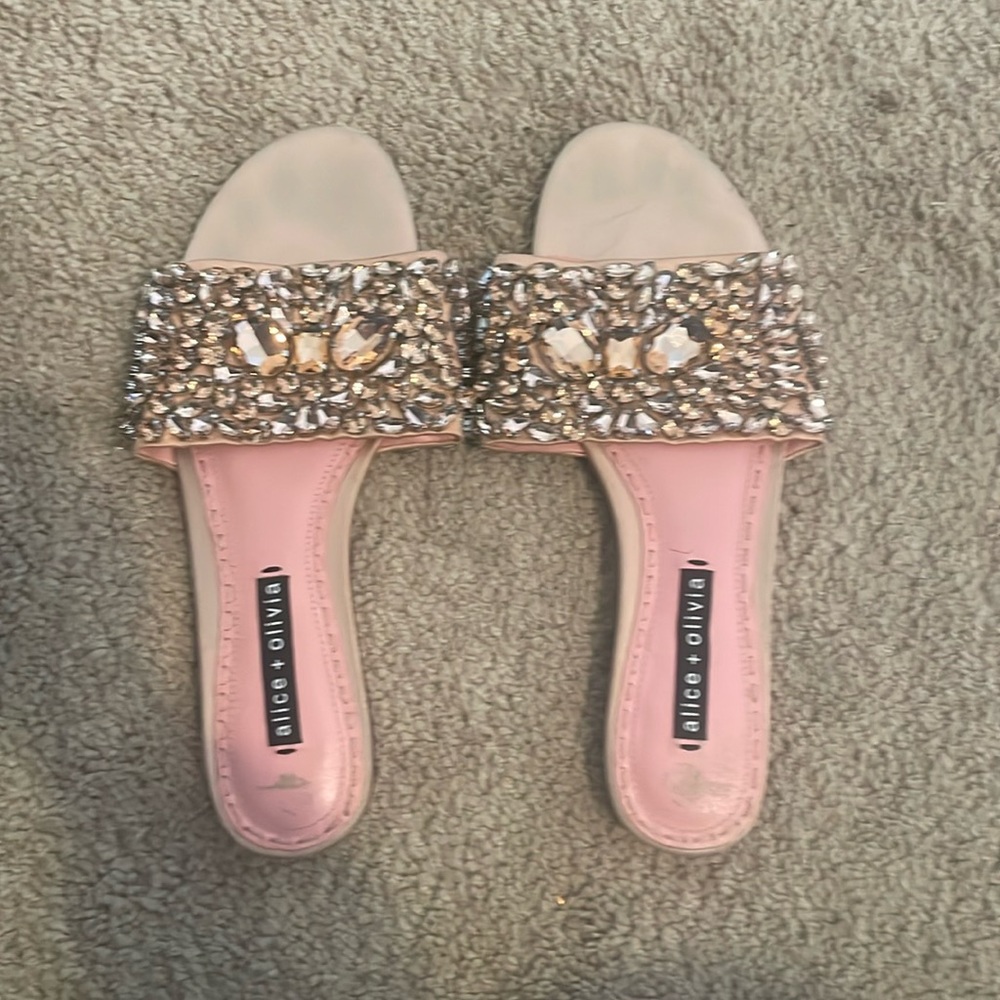 Preowned/final sale beautiful open sandals with jeweled embellishment